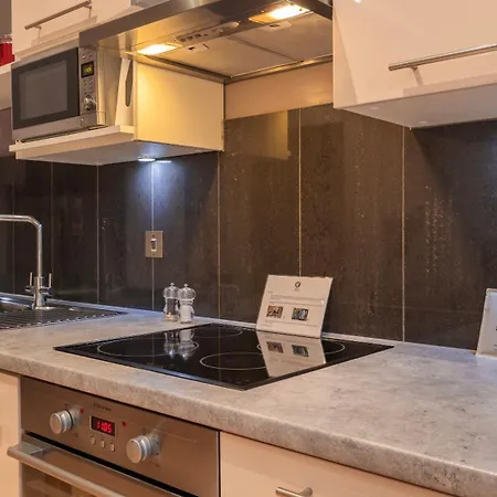 Cannon Street Serviced Apartments By Lovelystay London Exterior photo